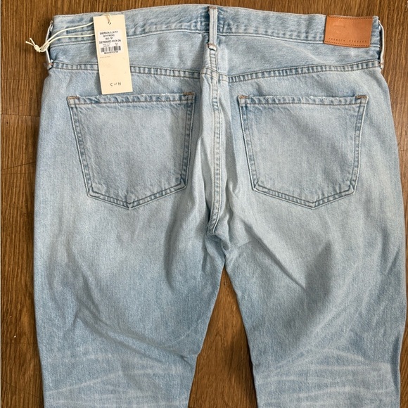 Men's Light Blue Distressed Jeans - Picture 5 of 8